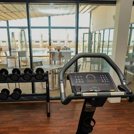 Radisson Hotel Sfax Eksteriør billede The gym at the hotel