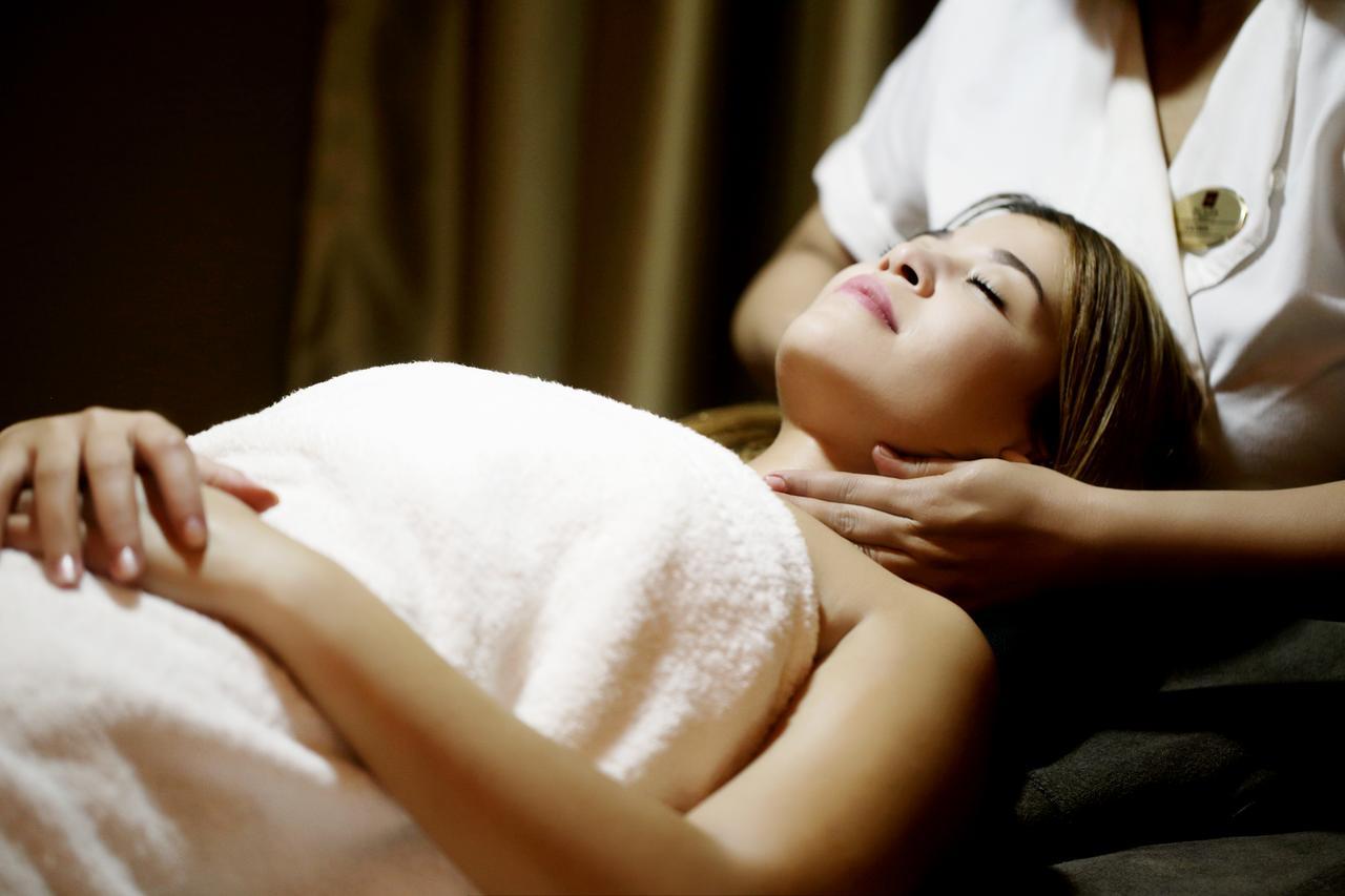 Radisson Hotel Sfax Eksteriør billede Thai massage